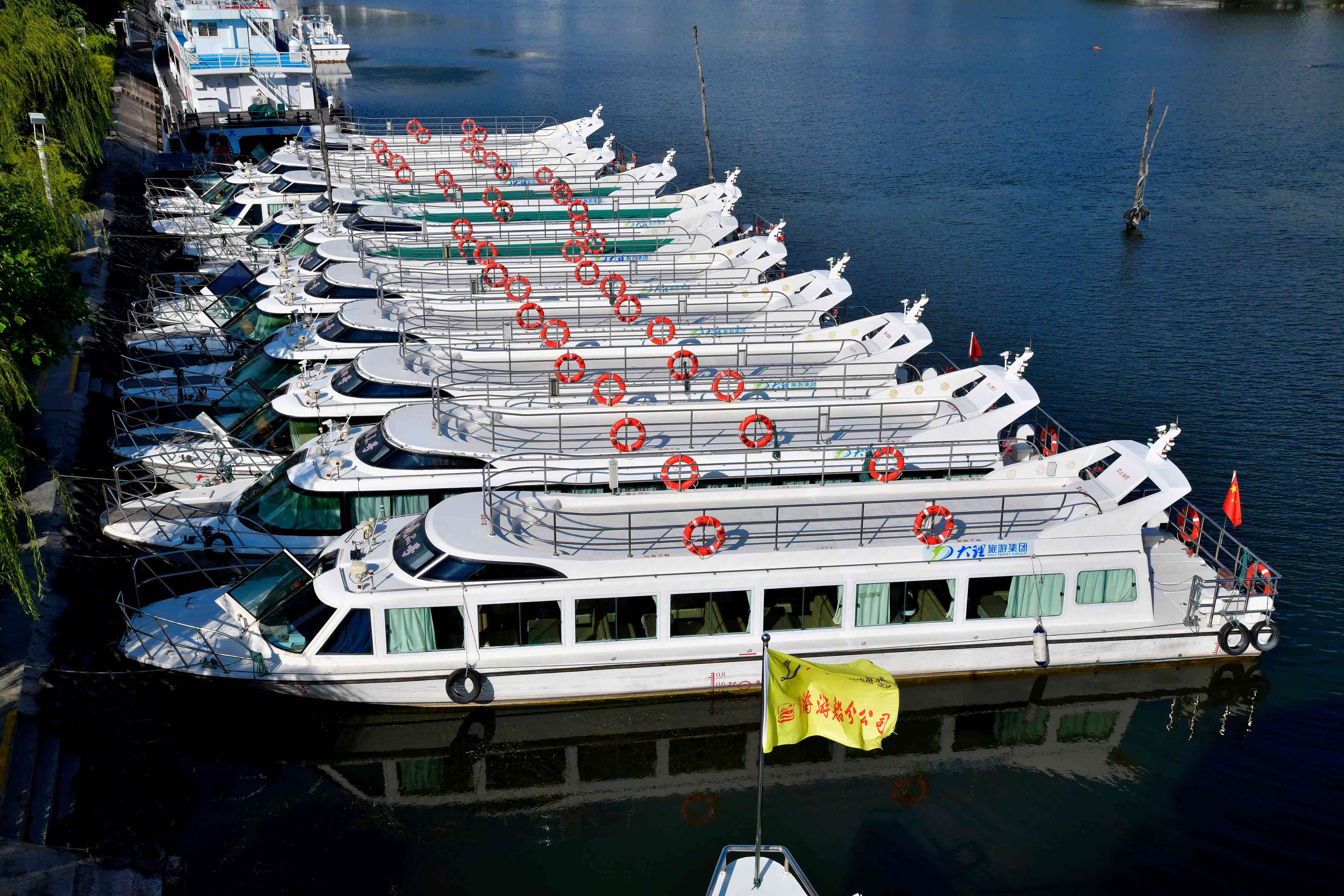 画舫船 14米双层水上餐饮画舫船大型水上餐厅船电动观光游船 木船-阿里巴巴